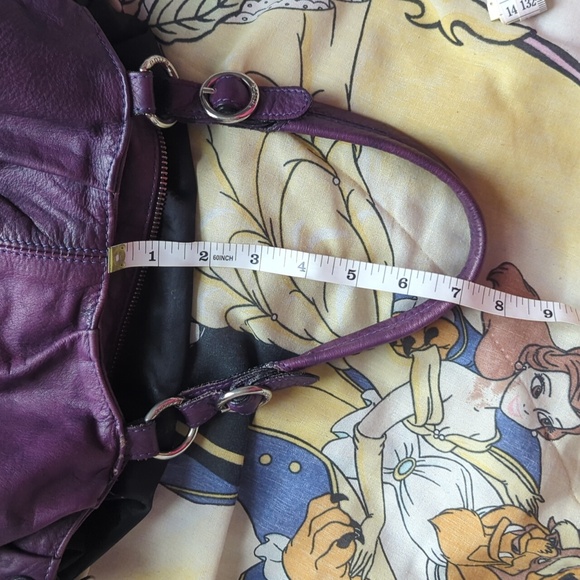 Purple italian leather hobo bag, large bag with zip top, soft distressed leather - Picture 16 of 16